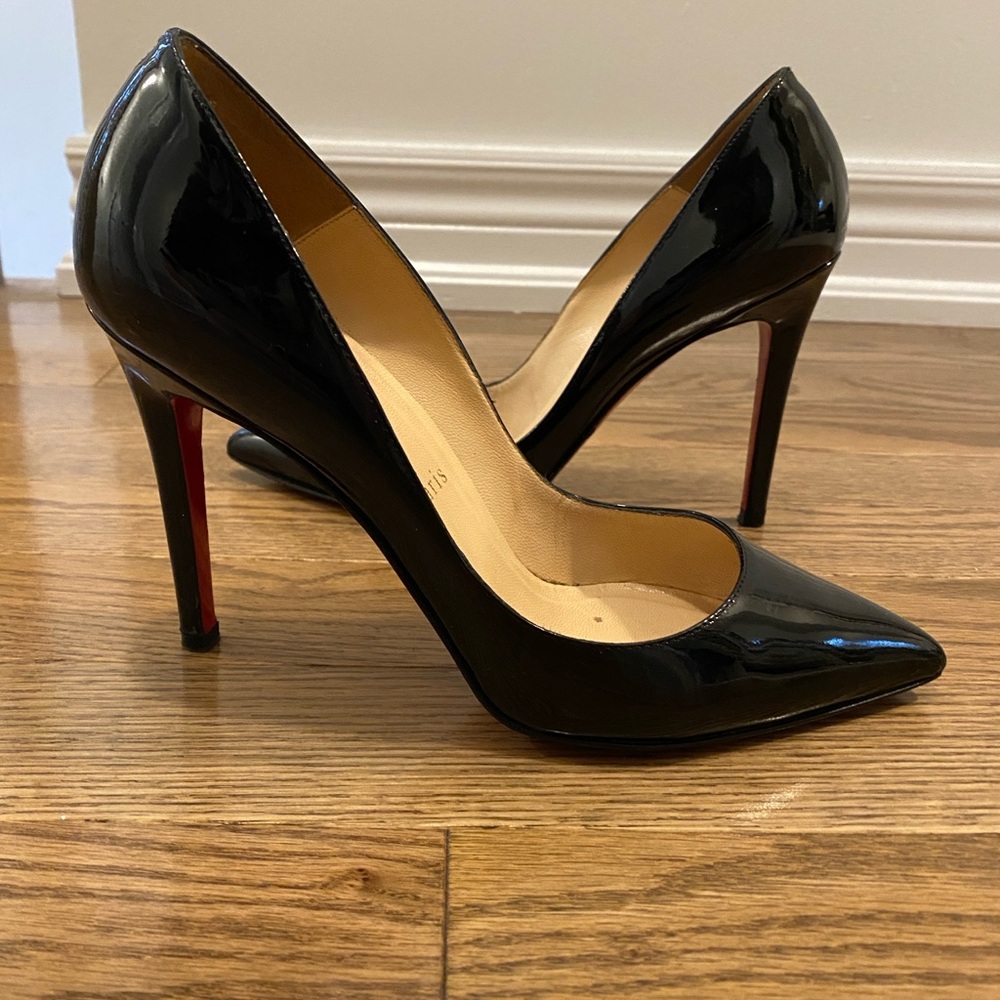 Christian Louboutin Pigalle 100 Black Patent Leather in size 37. - Picture 3 of 7